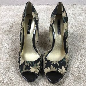 Bandilino Brown Floral Pumps